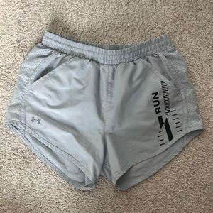 Xs Under Armor running shorts